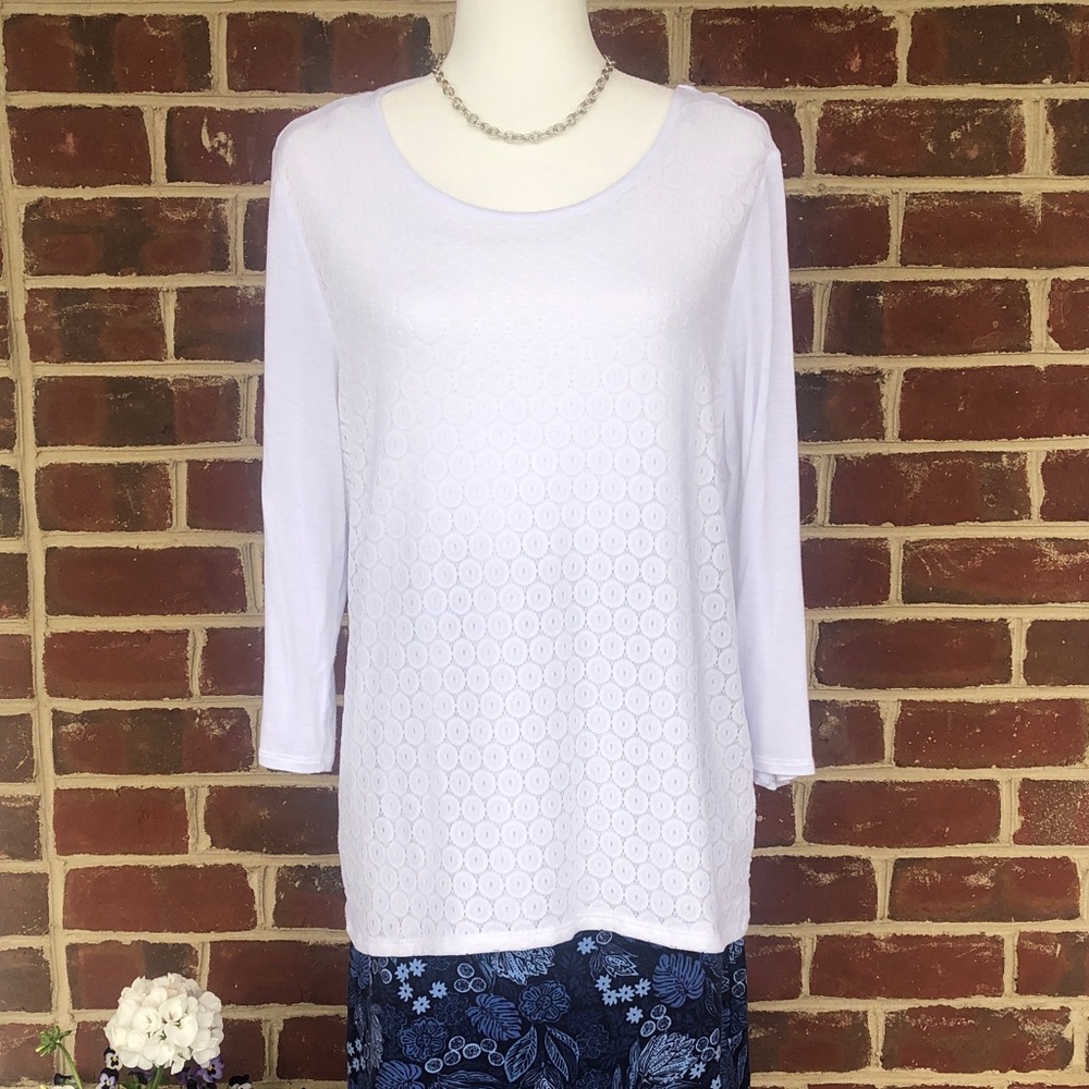 Woman’s Knit Top🌼